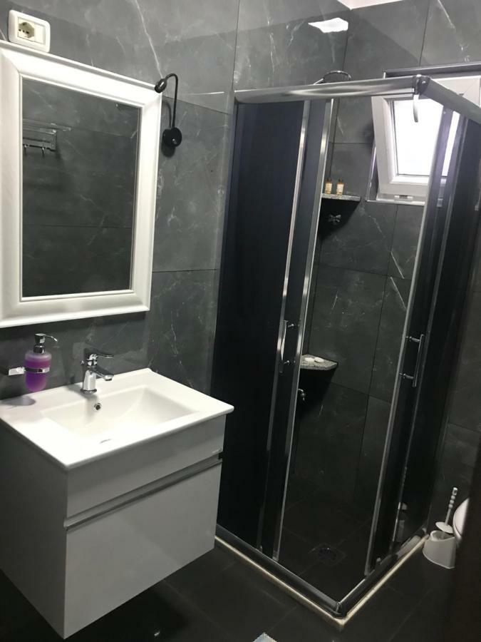 Hotel Floga Szkodra Zewnętrze zdjęcie